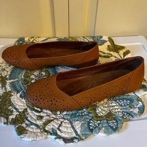 East Street Comfort Wave Womens Flats